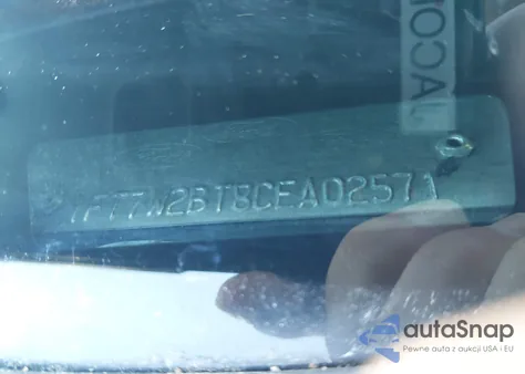 2012 Ford F-250 Lariat из США, поврежденный, VIN 1FT7W2BT8CEA02571